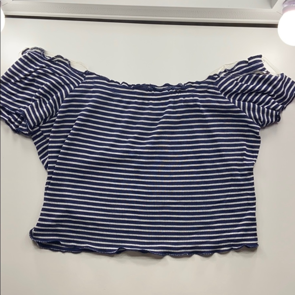 Stripped Off the shoulder crop top